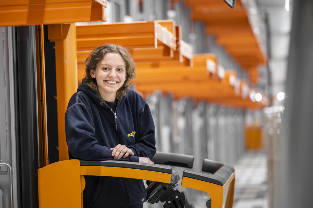 Azubi auf dem Gabelstapler