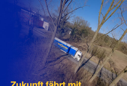 LKW fährt